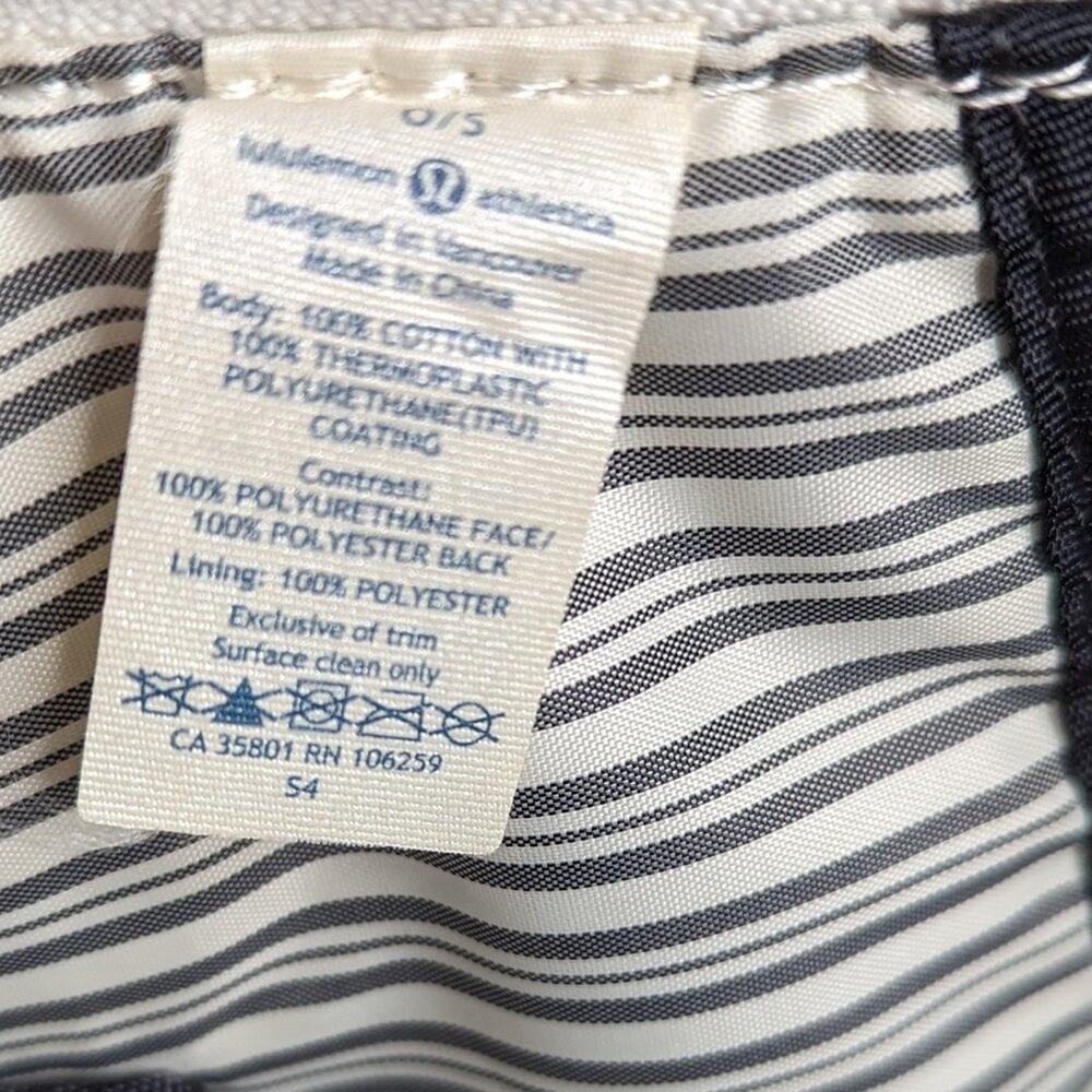Lululemon Flowin' With My Omies Tote Gym Bag Floral Print Coated Canvas Zipper - Picture 8 of 11